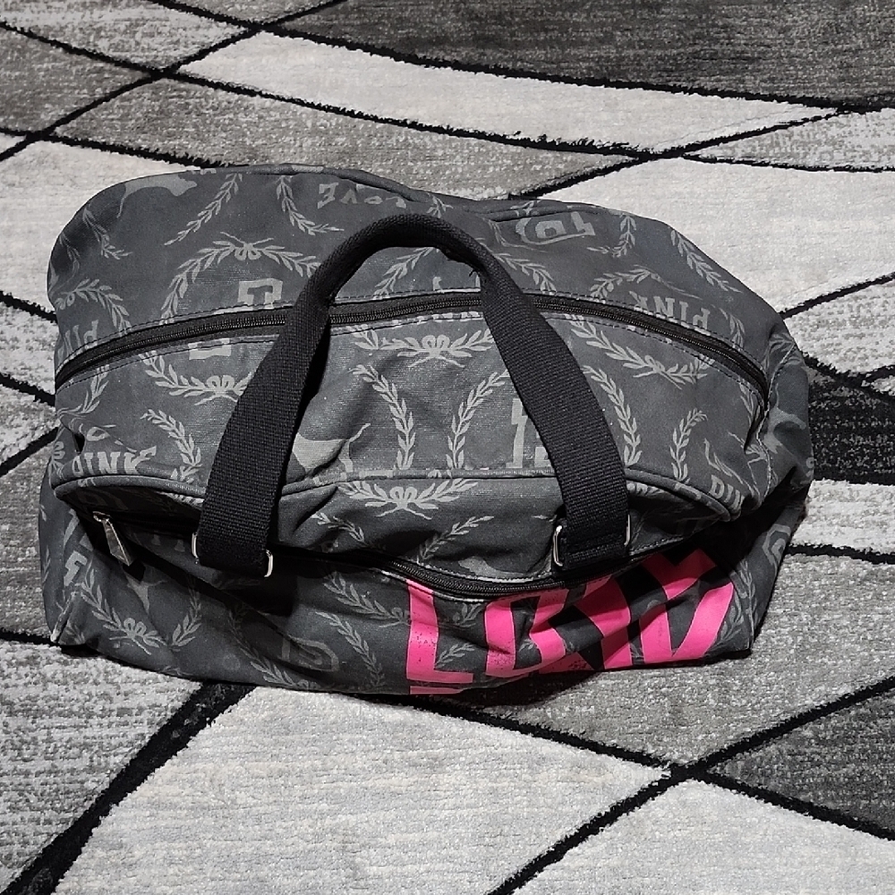 VINTAGE VS PINK 2010 TRAVEL LOGO CANVAS DUFFEL BAG